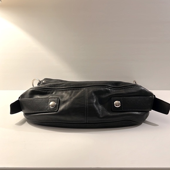 100% Authentic Coach Zoe Vintage Black Leather Handbag with Chrome Hardware - Picture 6 of 10